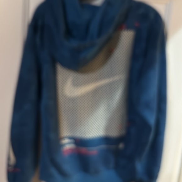 Nike sweatshirt size small - Picture 5 of 6